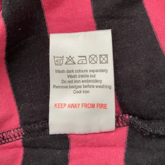 Ben Sherman v-neck tee - Picture 6 of 6